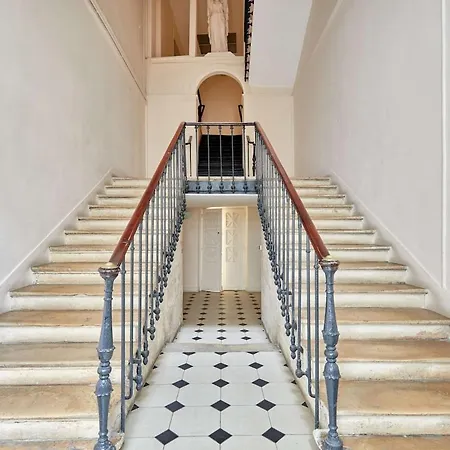 Modern Studio-faubourg Saint-honore * Párizs